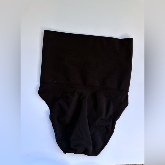 Skims sculpting brief - Picture 4 of 4